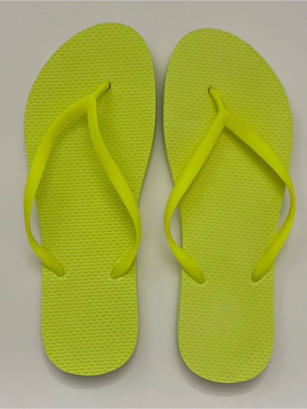 Women's Highlighter Yellow Old
Navy Flip Flops Size 9/10
